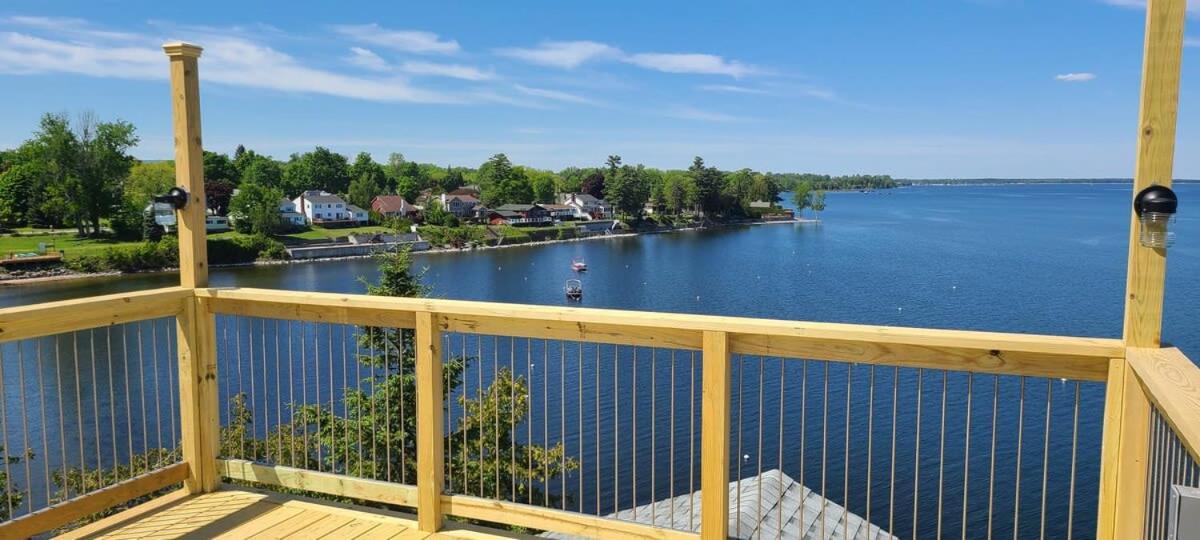 Loza House Adirondack Skydeck Unit Lake Front بلاتسبورغ المظهر الخارجي الصورة